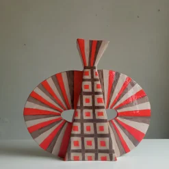 Chiara Berta Vaso decorativo Wild Double-Face rosso in terracotta