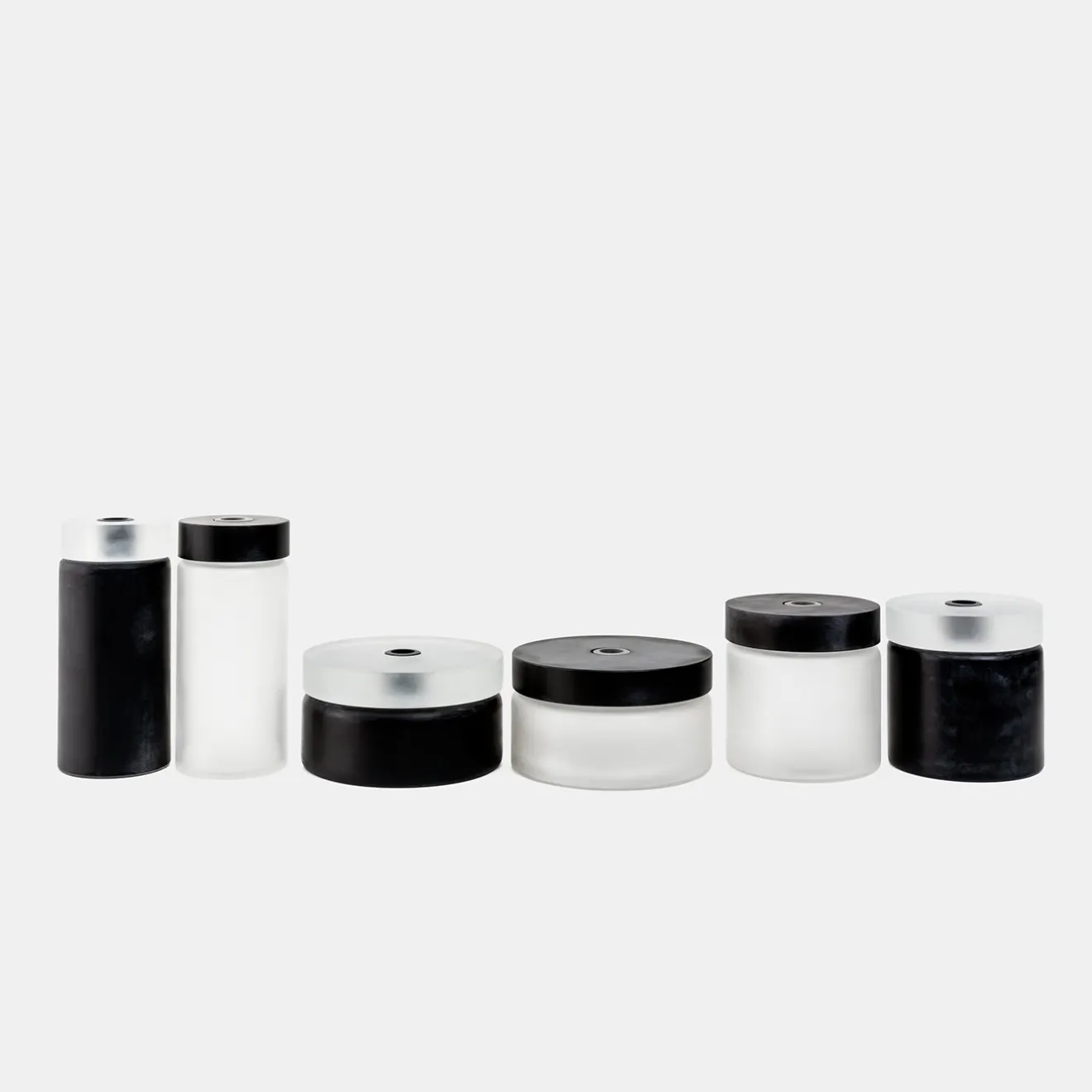 Mutina Vaso di vetro cilindrico corto in bianco e nero