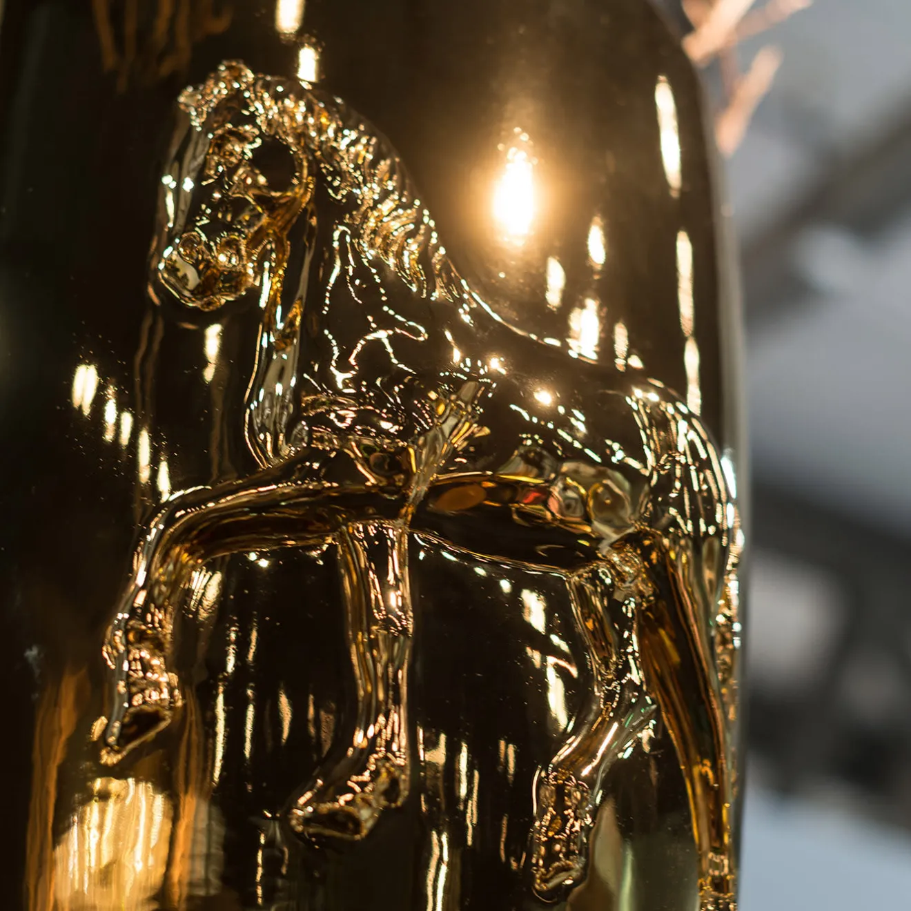 VGnewtrend Vaso d'oro con cavallo Obice