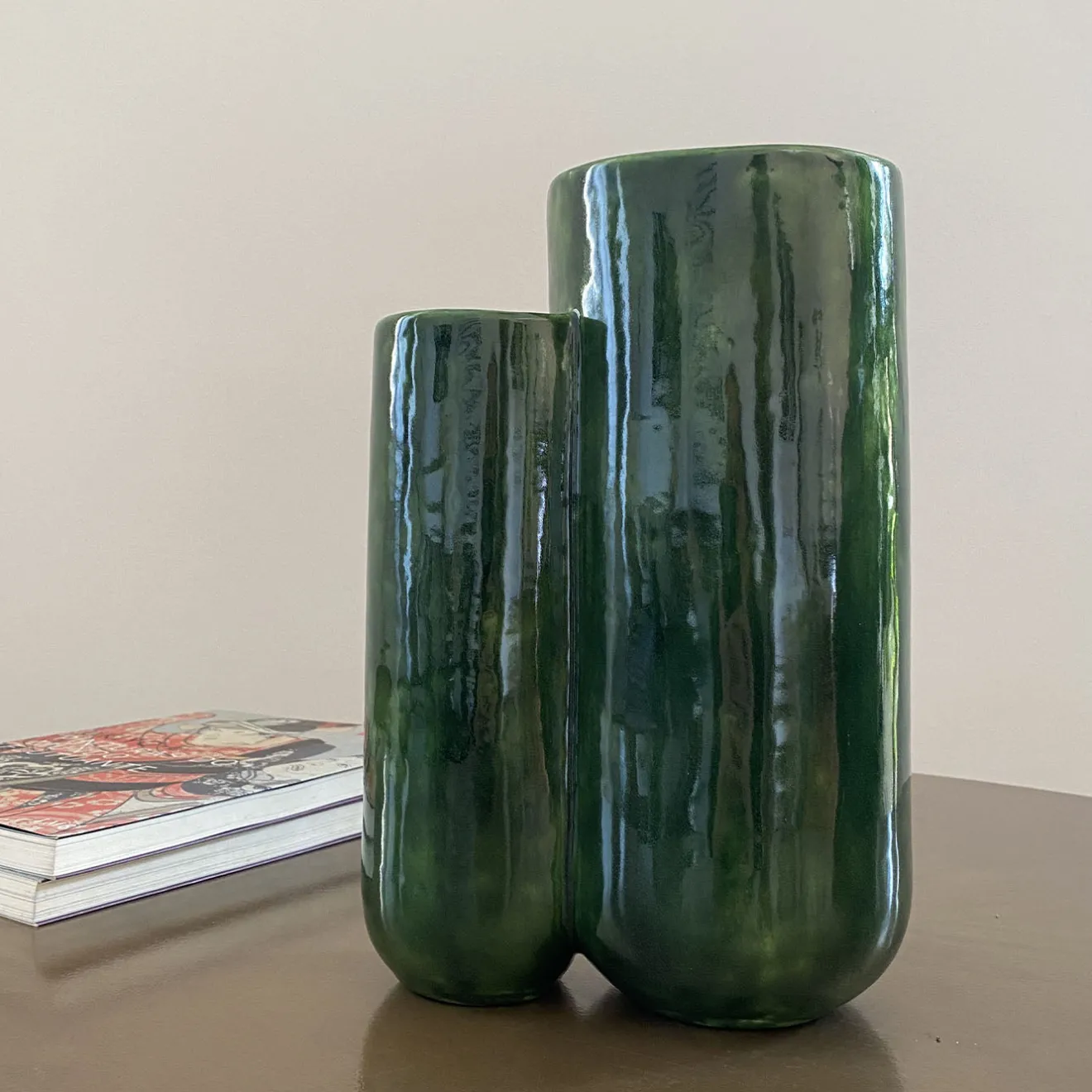 mg12 by Monica Geronimi Vaso MattiaMatteo Foglia in ceramica smaltata verde lucido