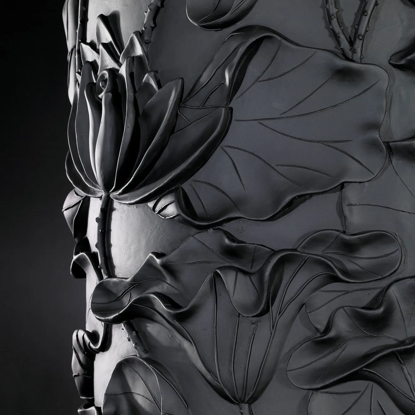 VGnewtrend Vaso nero grande Lotus Obice