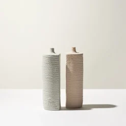 Ceramica Gatti 1928 Vaso piatto bianco floreale Battuti di Andrea Anastasio