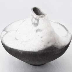 Design Center 1991 Vaso scultura Carlotta di Nino Basso