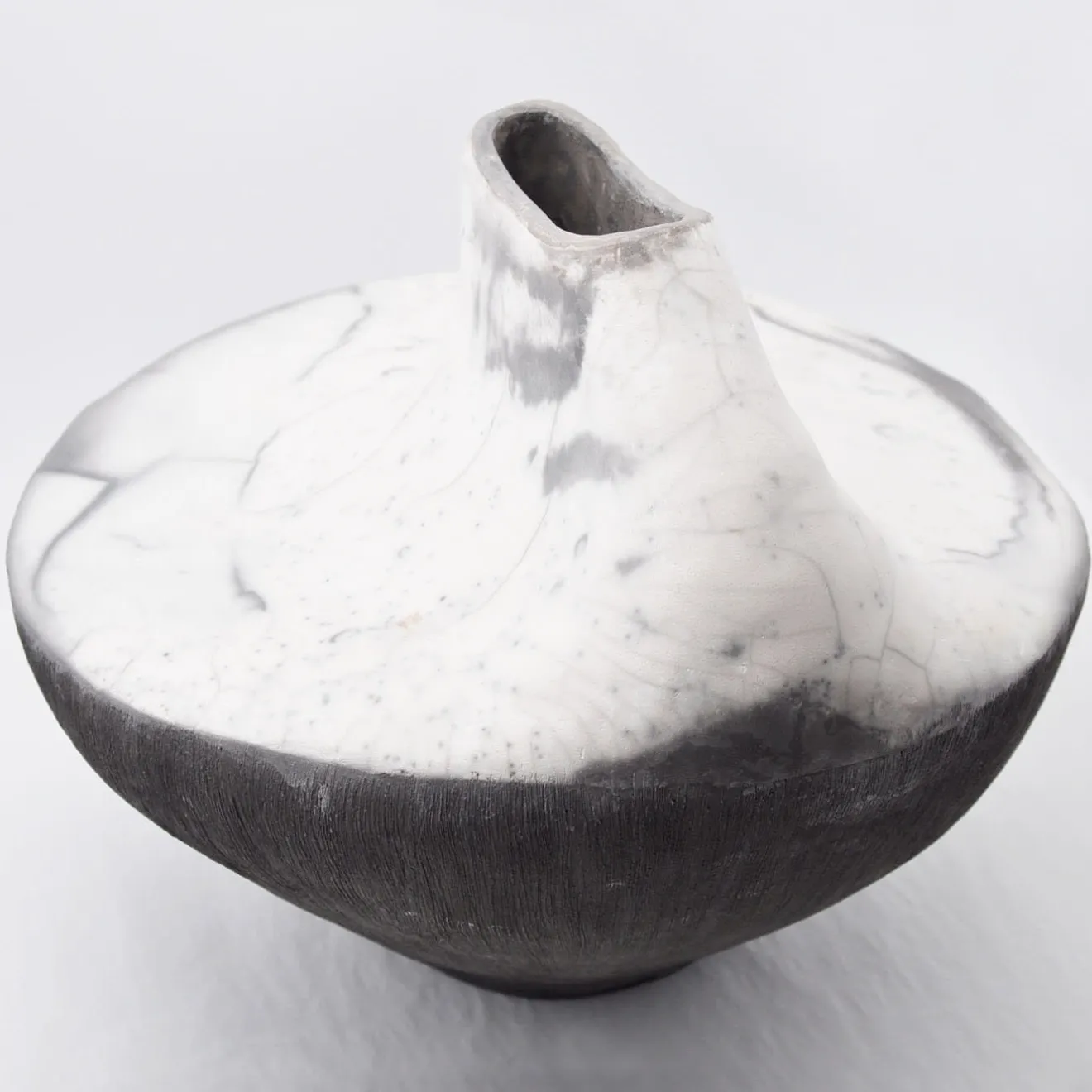 Design Center 1991 Vaso scultura Carlotta di Nino Basso