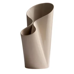 Bosa Vaso Umbravase in ceramica beige di Luca Nichetto