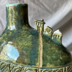 Metakeramos Vaso Versante Silenzioso in Ceramica Verde della Collezione Micromondo