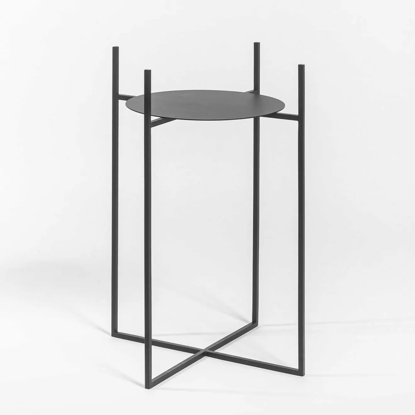 Splot Design Vitis Nexum Cachepot medio nero Abatellis